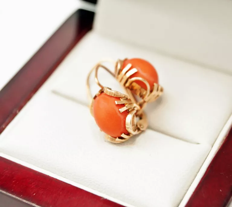 piekne-zlote-kolczyki-z-koralem-585-354-g-rodzaj-2205-2