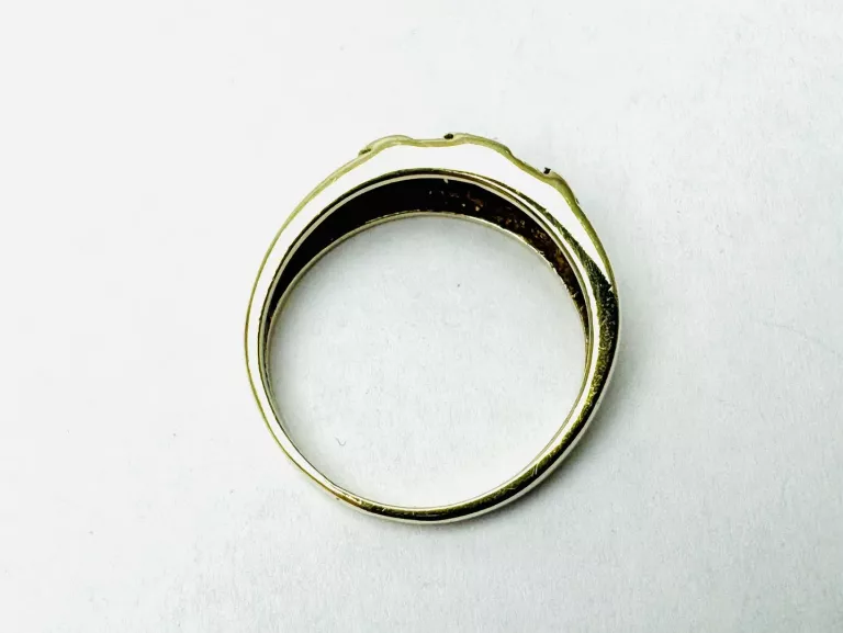 zloty-pierscionek-z-diamentami-pr585-w298g-stan-11323-2