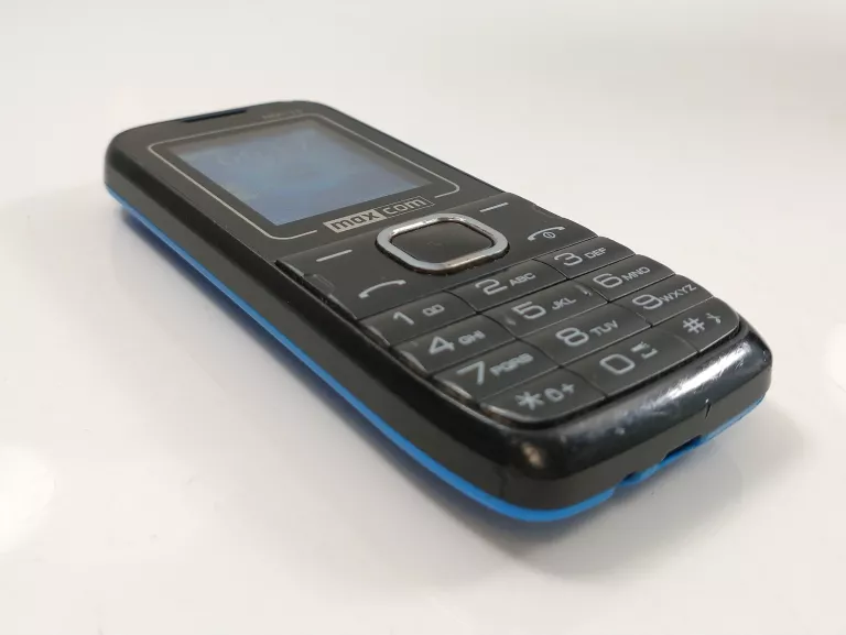 TELEFON MAXCOM MM135