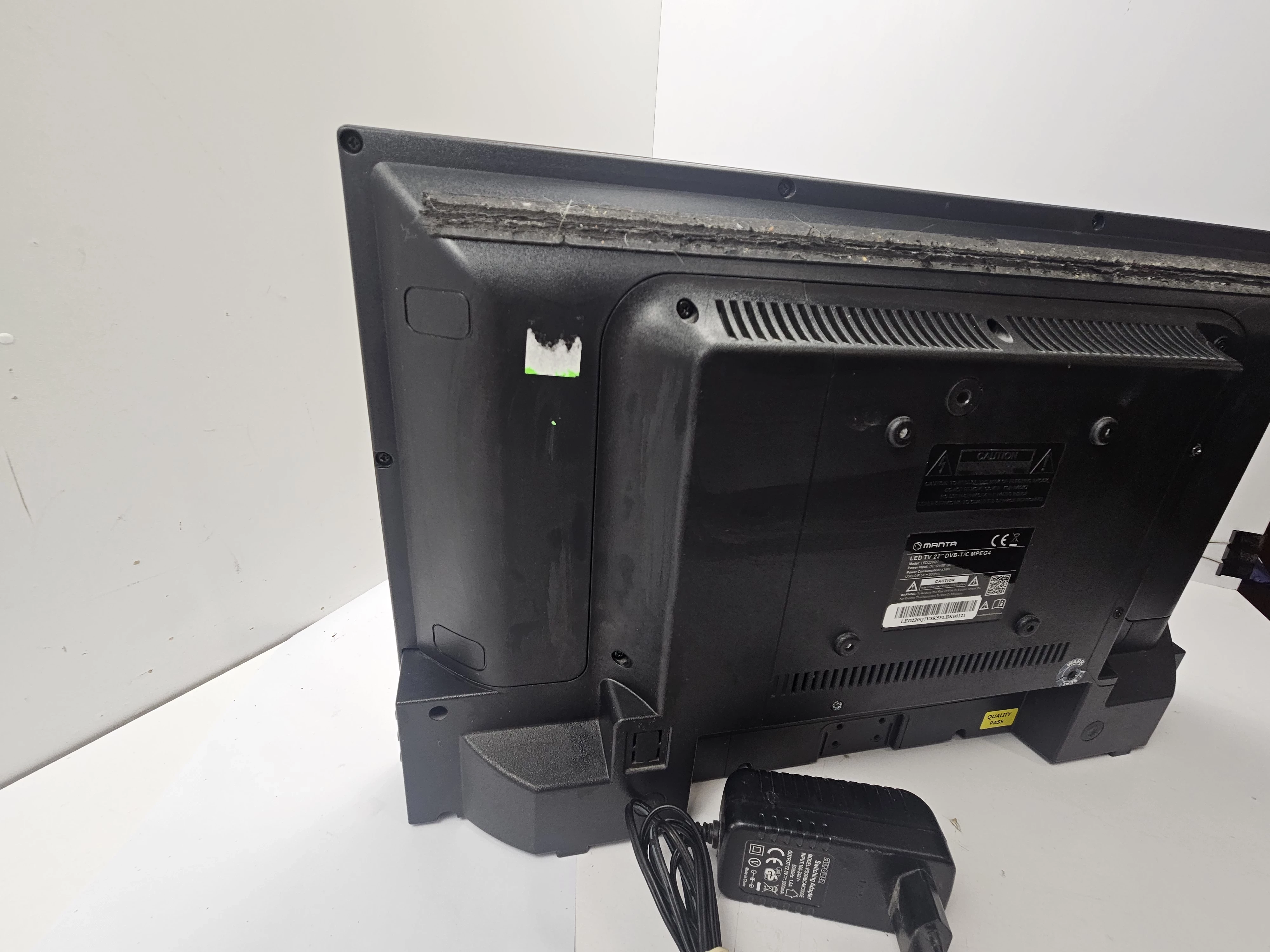 telewizor-manta-22cale-led220q7-kod-producenta-22lfn123d