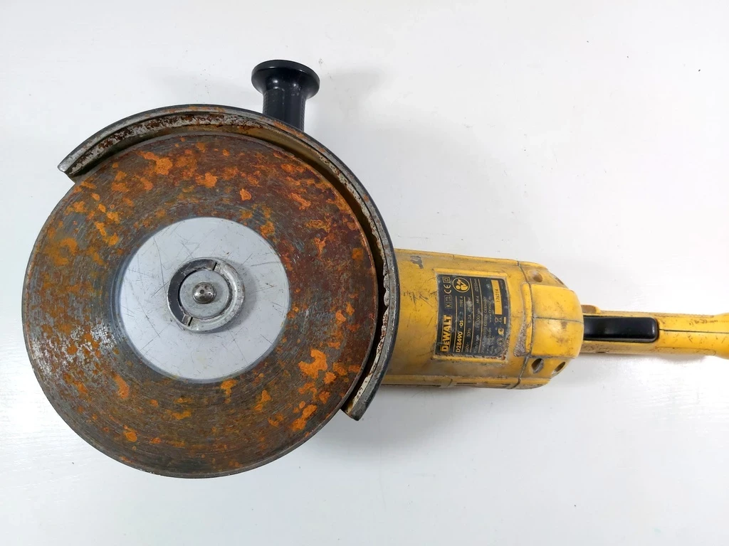 szlifierka-katowa-dewalt-d28490-230mm-2000w-ean-gtin-5035048162187