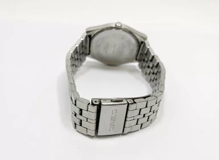ZEGAREK CASIO 4393