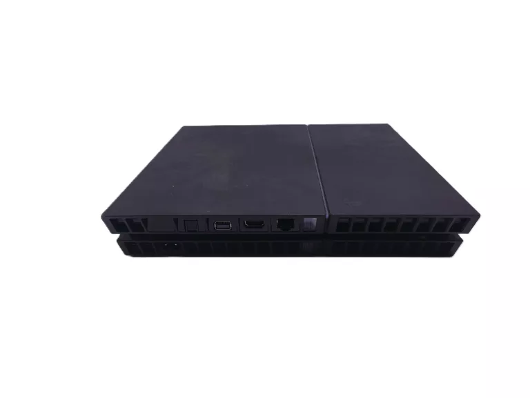 KONSOLA PLAYSTATION 4 500GB