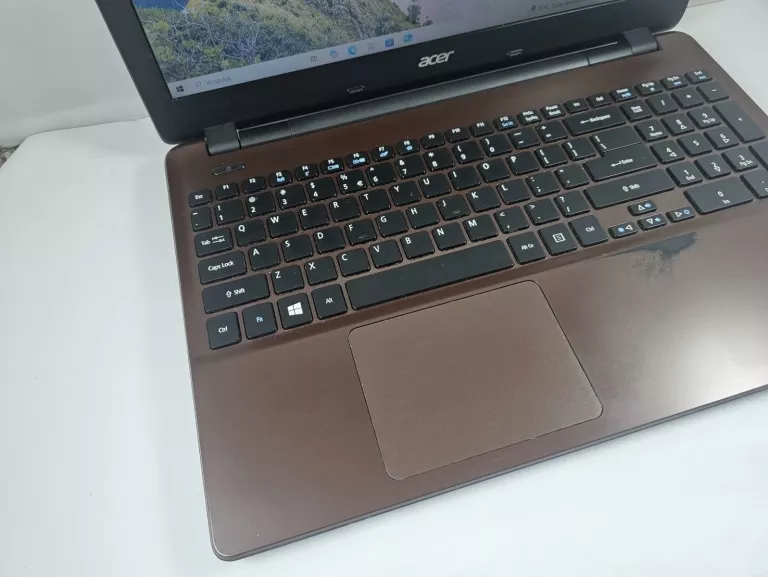 LAPTOP ACER ASPIRE E5-571 I5/8GB/2TB/GEFORCE 840M ZASILACZ