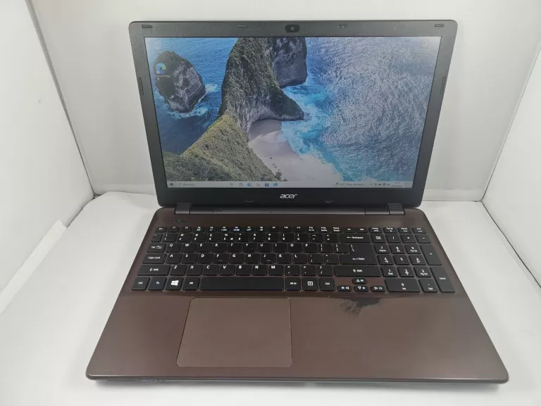 LAPTOP ACER ASPIRE E5-571 I5/8GB/2TB/GEFORCE 840M ZASILACZ