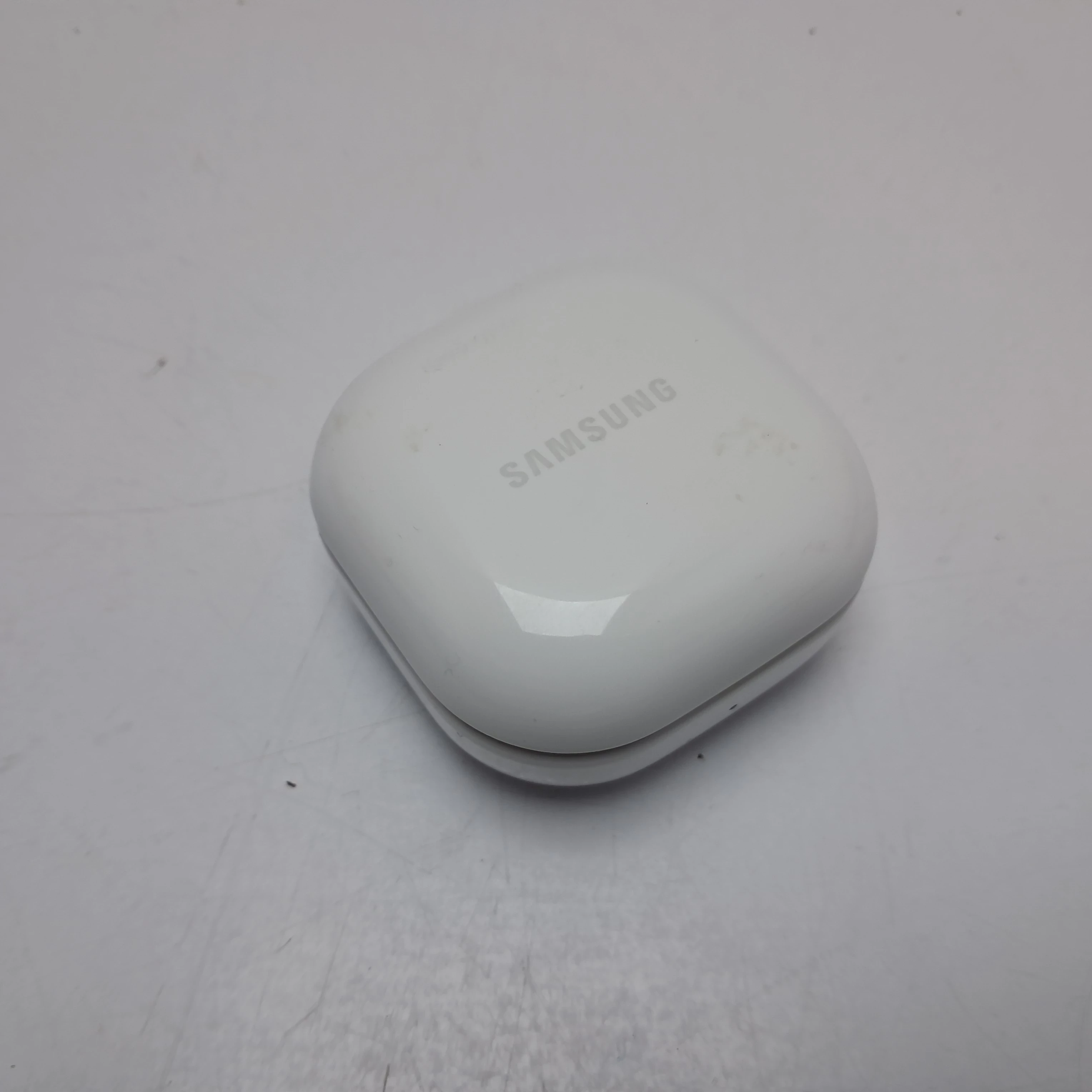 sluchawki-bezprzewodowe-douszne-samsung-galaxy-buds-fe-stan-11323-2