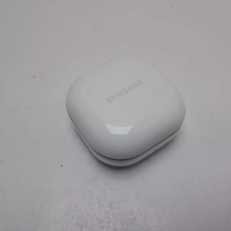 sluchawki-bezprzewodowe-douszne-samsung-galaxy-buds-fe-stan-11323-2