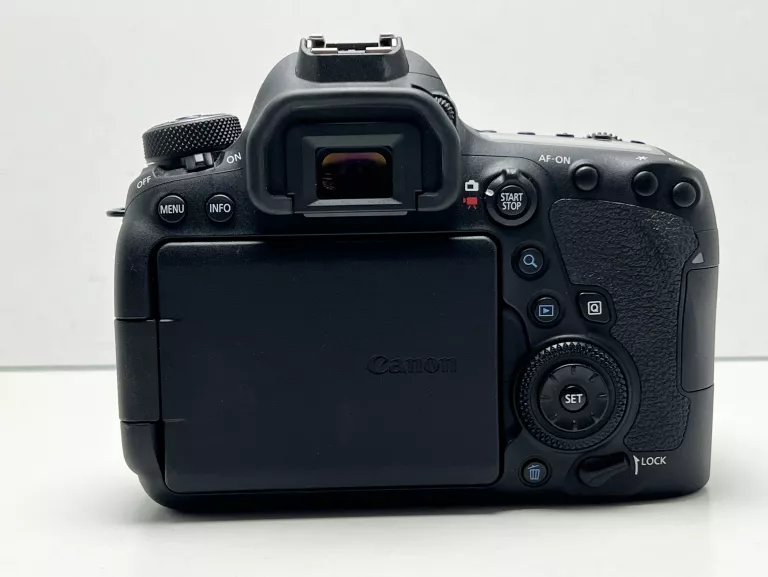 APARAT CANON EOS 6D MARK II | PRZEBIEG 752