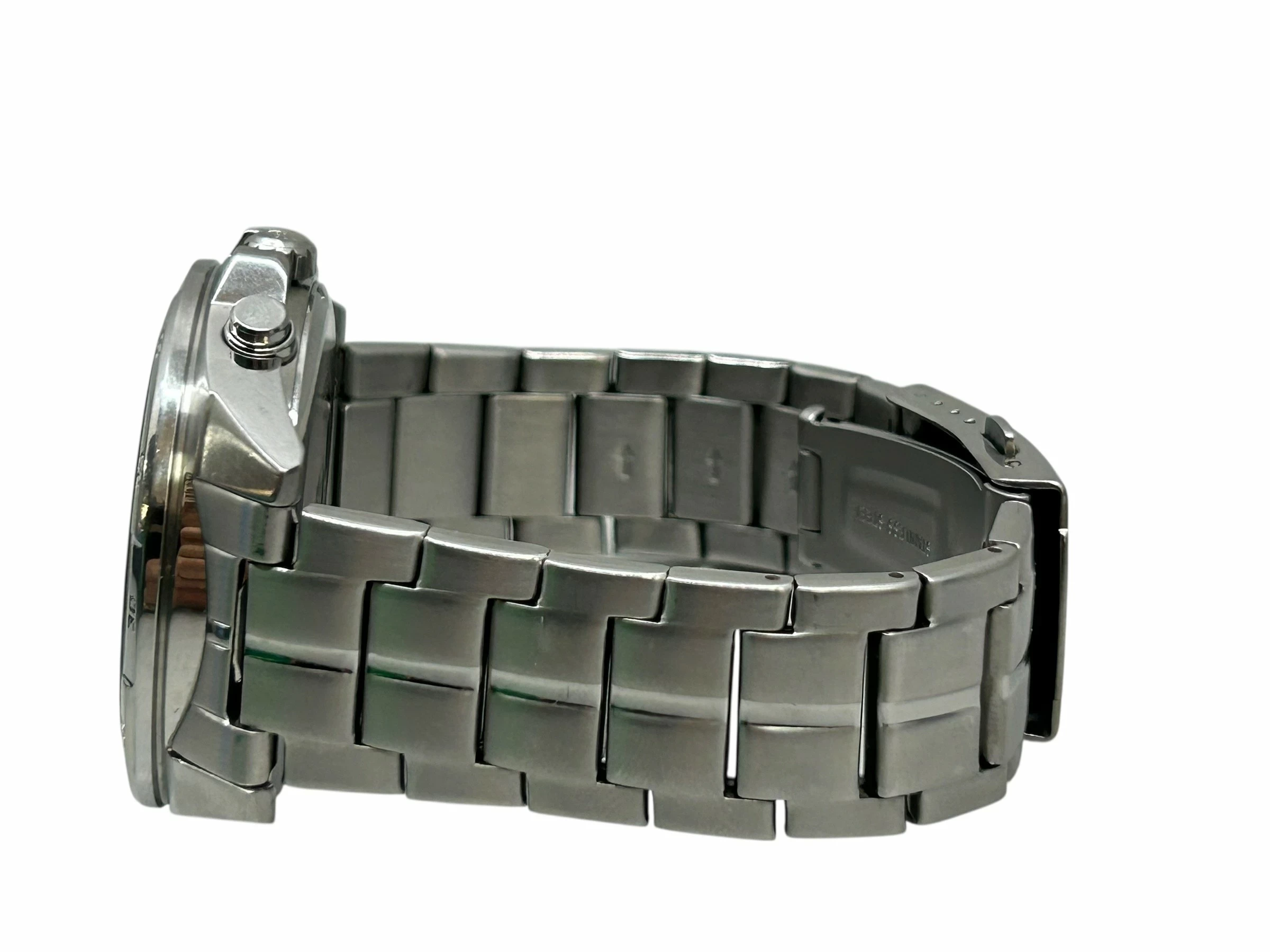 zegarek-edifice-casio-5451-ksztalt-koperty-129223-2