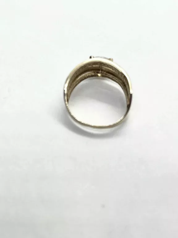 PIĘKNY ZŁOTY PIERŚCIONEK P.585/3,32G/18R