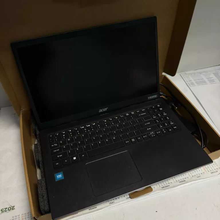 LAPTOP ACER EXTENSA 15 8GB/256GB PUD