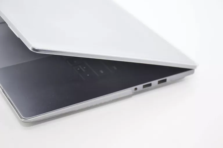 LAPTOP HUAWEI MATEBOOK D15 15,6" AMD RYZEN R5 3500U 8GB 256GB SSD WIN11
