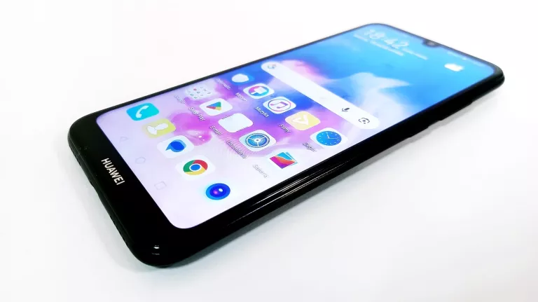 TELEFON HUAWEI Y6 2019 2/32GB / SAM