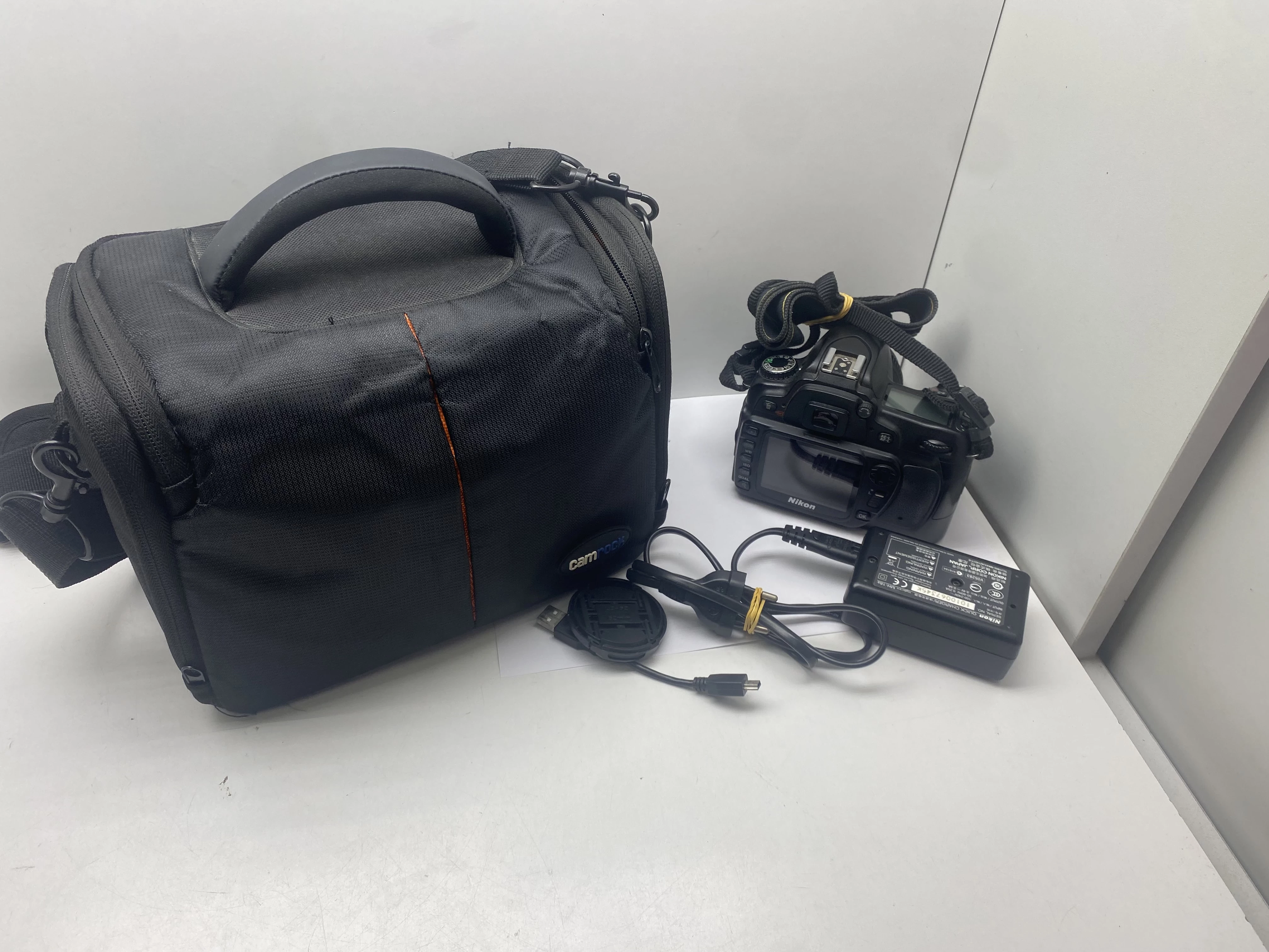 nikon-d80-plus-obiektyw-ladowarka-torba-swieradowska-26-wroclaw