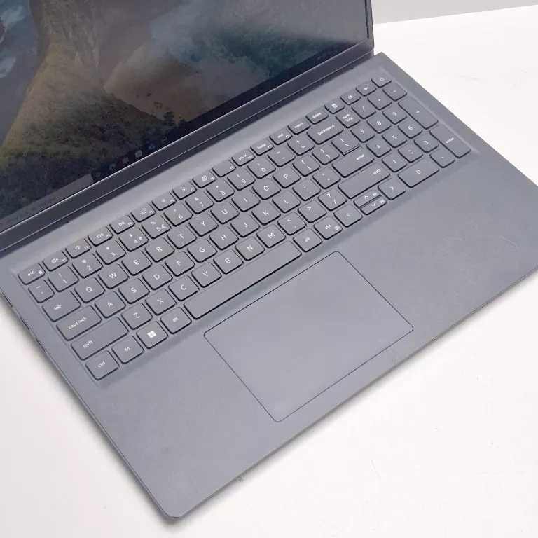 LAPTOP DELL VOSTRO 15 3510 8/256GB INTEL I3