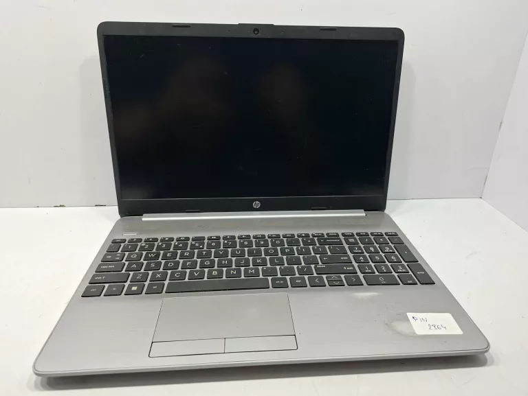 LAPTOP HP 250 G8