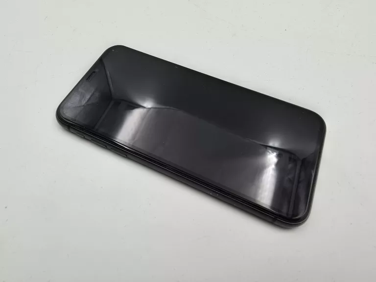 SMARTFON APPLE IPHONE 11 64GB 6.1" CZARNY MHDA3PM/A KONDYCJA 83%
