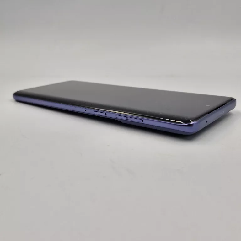 TELEFON SMARTFON MOTOROLA EGDE FUSION 60 8 GB/256 GB DOW ZAK!