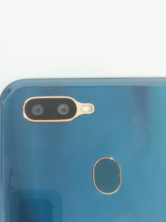 TELEFON  OPPO AX 7 4 GB / 64 GB 4G (LTE) NIEBIESKI