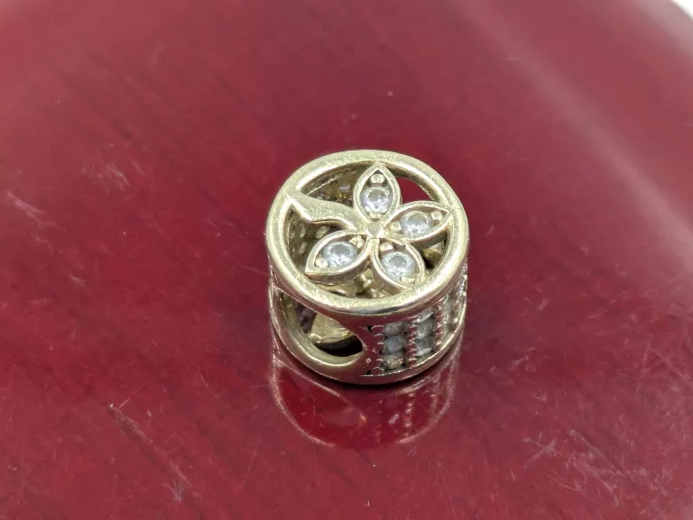 ZŁOTA ZAWIESZKA CHARMS KWIAT CYRKONIE 585 1,61G