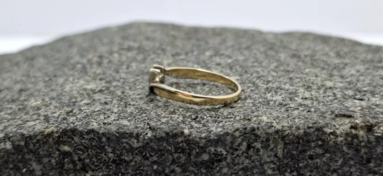 zloty-pierscionek-z-cyrkonia-p585-w206g-r17-rozmiarsrednica-wew-mm-372-17