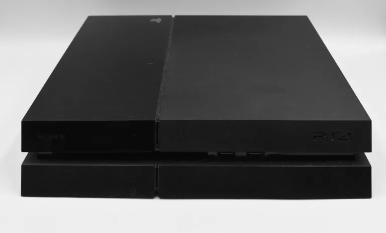 KONSOLA PLAYSTATION PS4 FAT 500GB