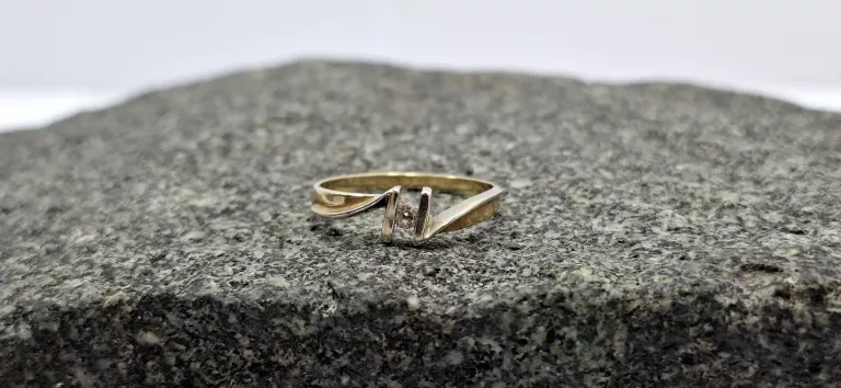 zloty-pierscionek-z-cyrkonia-p585-w206g-r17-kamien-17088-128