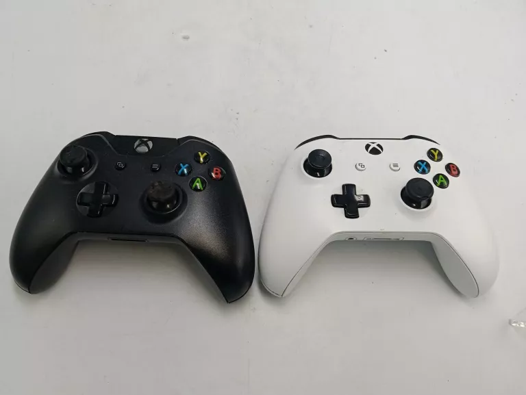 KONSOLA XBOX ONE S 1681 500 GB 2 PADY KABLE I 6 GIER KOMPLET