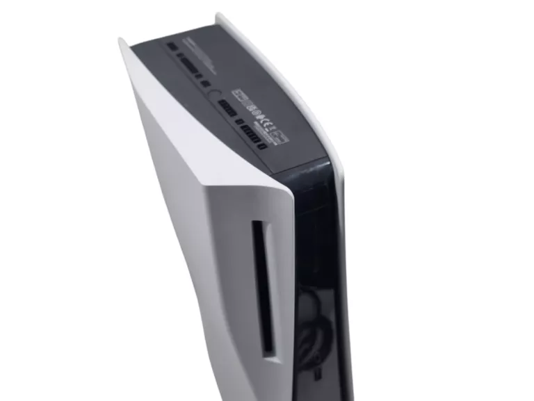 KOMPLETNA KONSOLA SONY PLAYSTATION 5 825GB SSD
