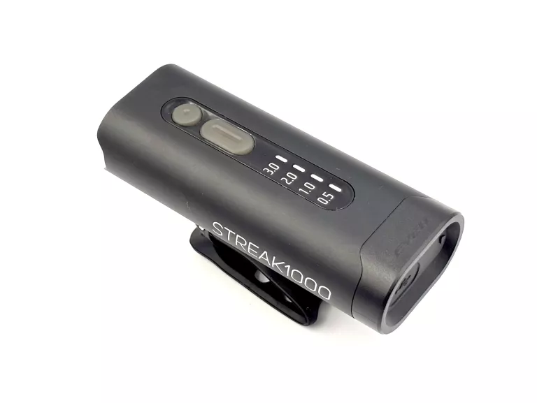 lampka-przednia-eyen-streak-1000-oswietlenie-rowerowe-rodzaj-9128-10