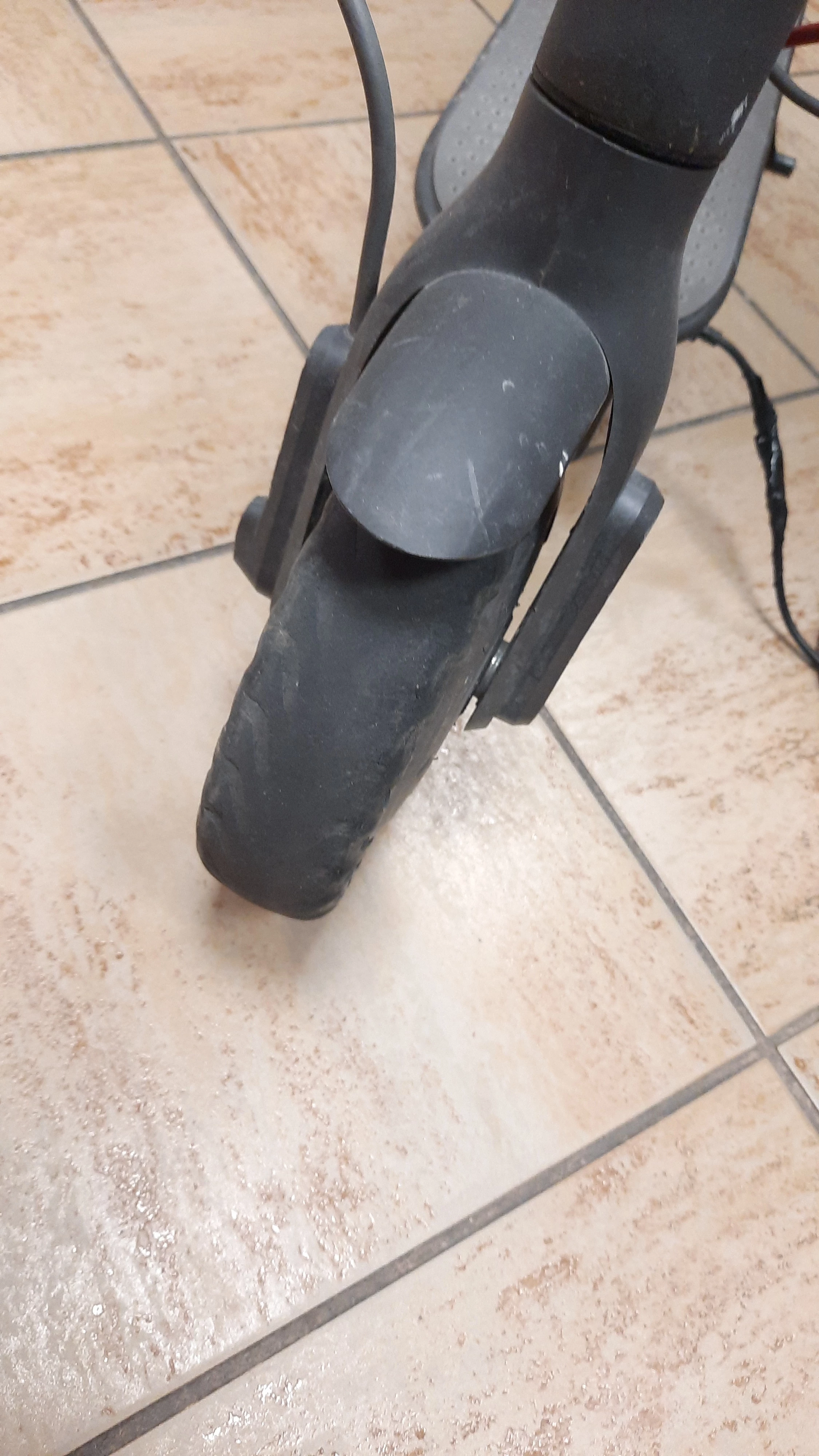 hulajnoga-elektryczna-xiaomi-m365-250w-25-kmh-zasieg-ok30-km-okazja-predkosc-maksymalna-2000