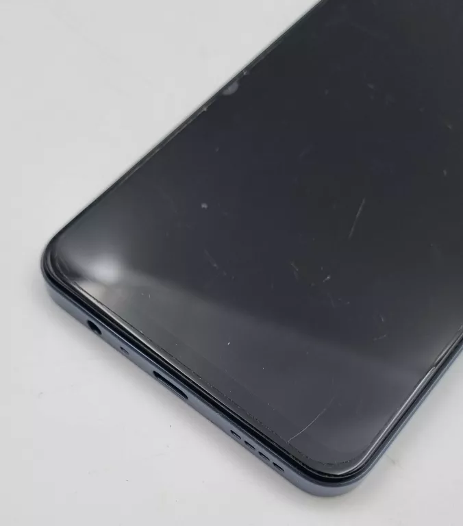 telefon-realme-c63-8256gb-solo-stan-11323-2