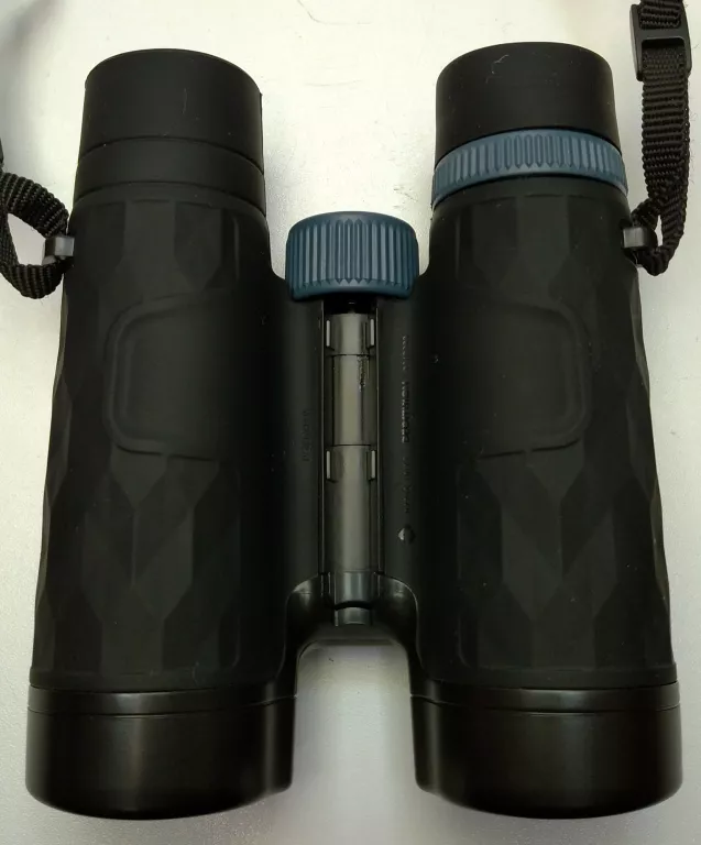 lornetka-quechua-12x32-powiekszenie-1200