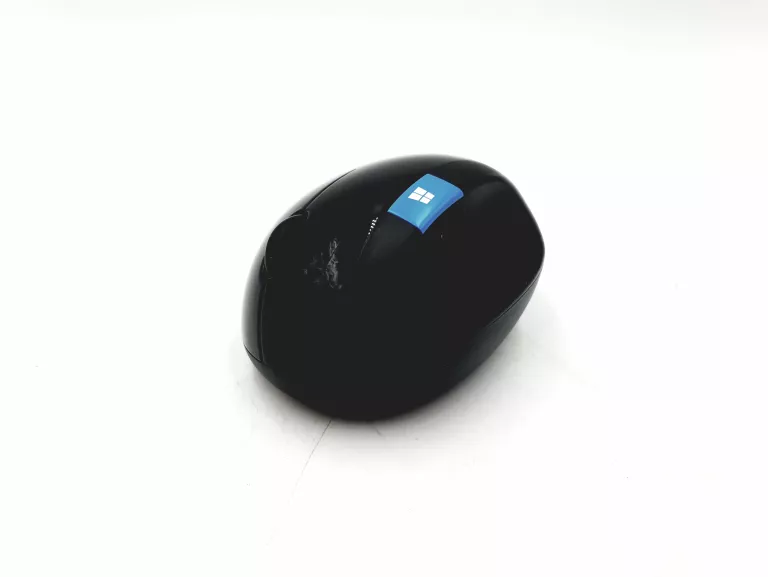 mysz-bezprzewodowa-ergonomiczna-microsoft-sculpt-ergonomic-mouse-stan-11323-2