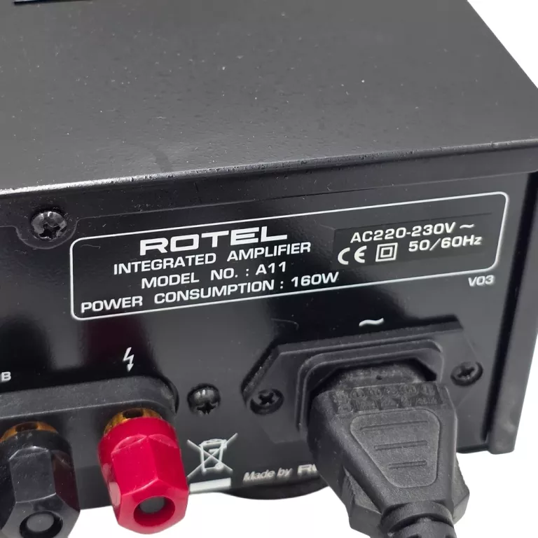 wzmacniacz-rotel-a11-tribute-stan-11323-2
