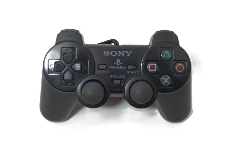 KONSOLA SONY PLAYSTATION 2 SLIM SCPH-70004