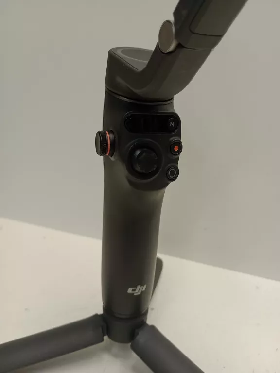 GIMBAL DJI OSMO MOBILE 6