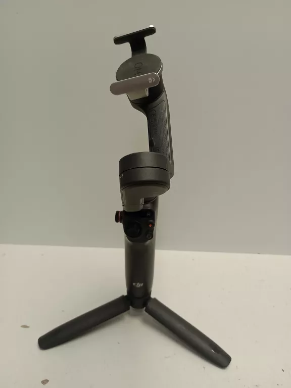 GIMBAL DJI OSMO MOBILE 6