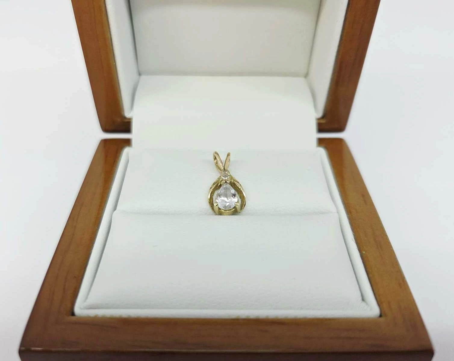 zloty-zawieszka-z-cyrkonia-p585-083g-orla-bialego-11u01-poznan