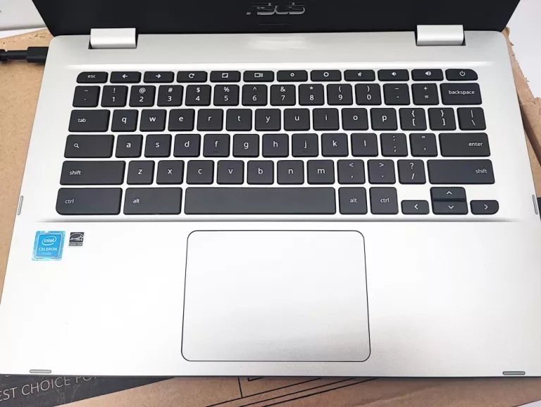 laptop-asus-chromebook-c424m-ean-gtin-0195553400640