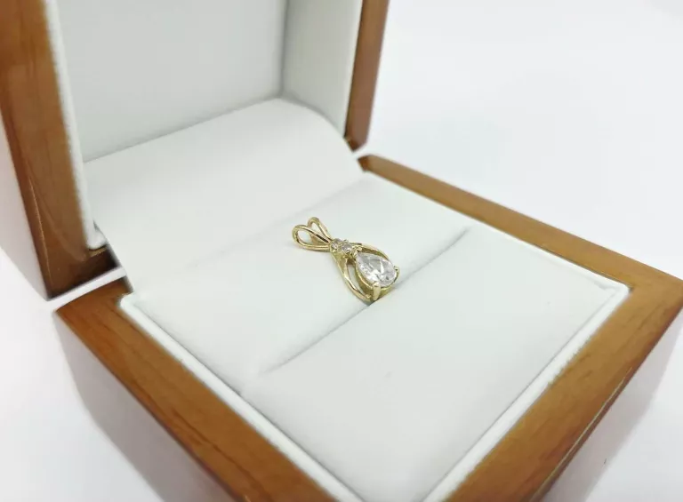 zloty-zawieszka-z-cyrkonia-p585-083g-ean-gtin-0000213441669