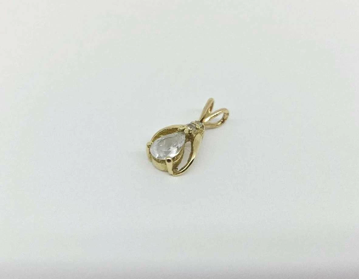 zloty-zawieszka-z-cyrkonia-p585-083g-motyw-129129-2