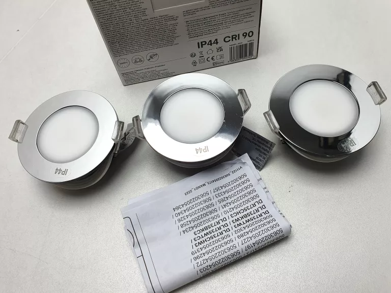 OCZKO GOODHOME LEAVITT 300 LM IP44 2700 K BIAŁE 3 SZT.