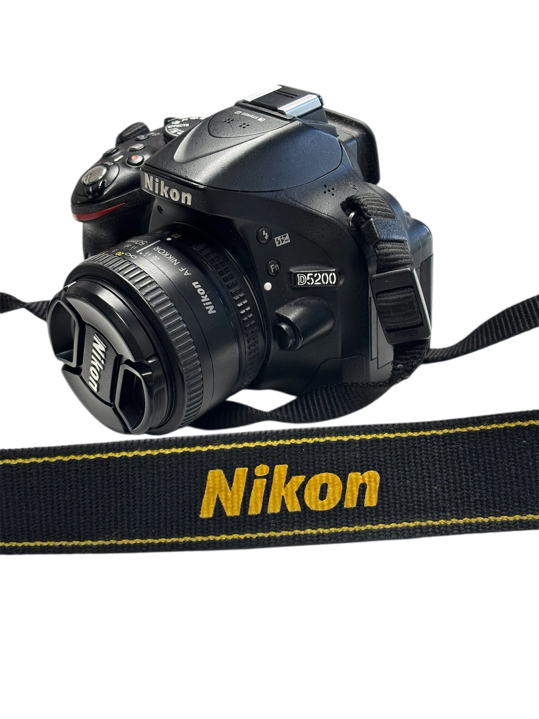 nikon-d5200-obiektyw-ladowarka-torba-ean-gtin-018208937271