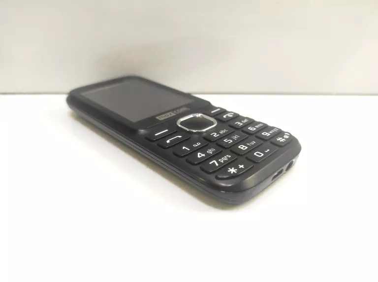 TELEFON MAXCOM MM330