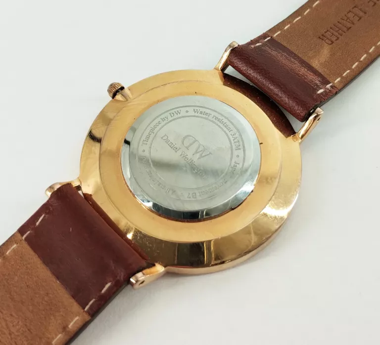 ZEGAREK DANIEL WELLINGTON