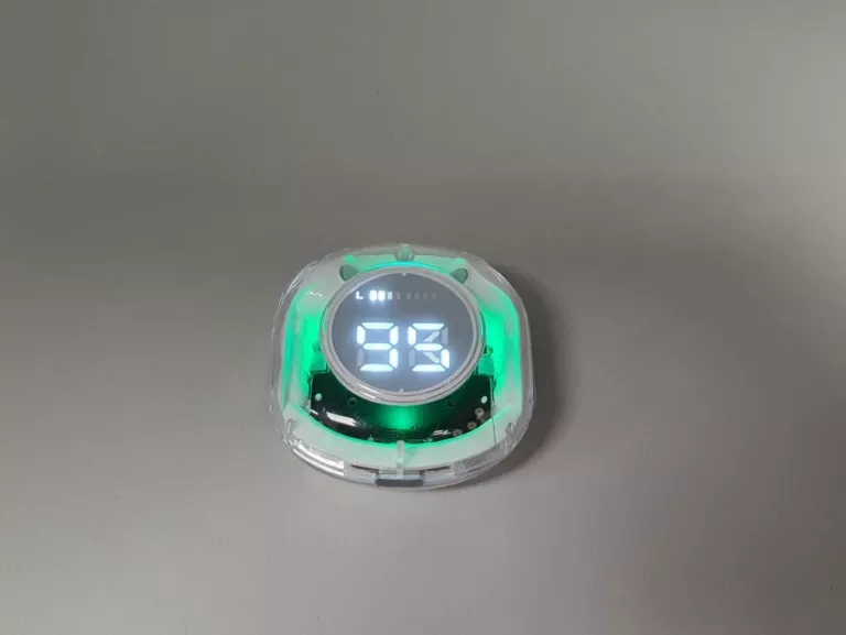 SŁUCHAWKI BLUETOOTH BIAŁE