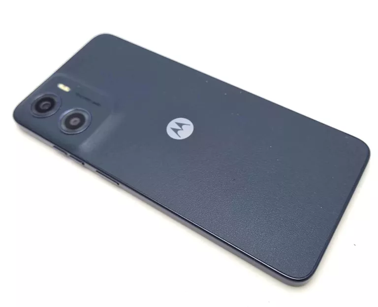 TELEFON MOTOROLA MOTO E15