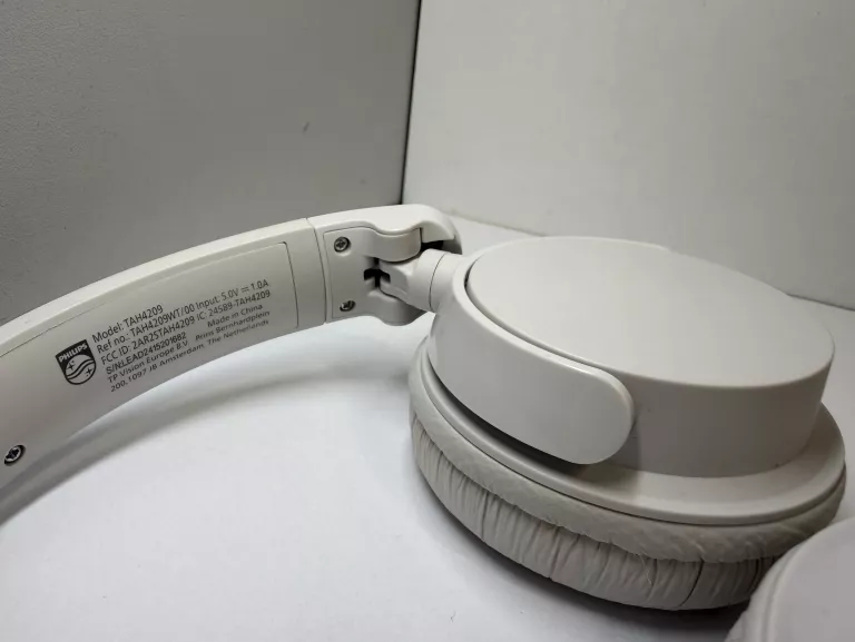 SŁUCHAWKI BEZPRZEWODOWE PHILIPS TAH4209