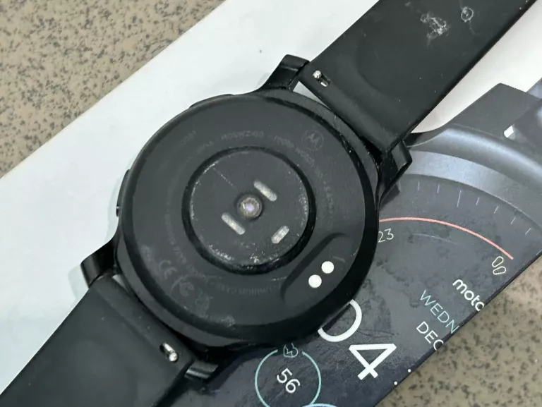SMARTWATCH MOTO WATCH 100 KOMPLET